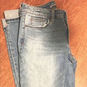 NWOT Skinny Distressed Jeans